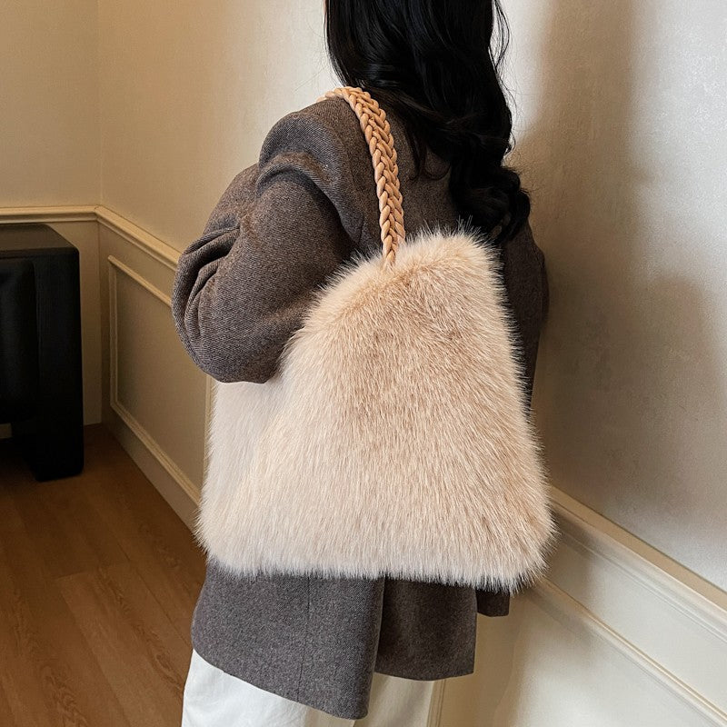 LEFTSIDE Faux Fur Women Shoulder Bags 2025 Luxury Brand Designer Plush Handbags and Purses Soft Warm Winter Underarm Bag