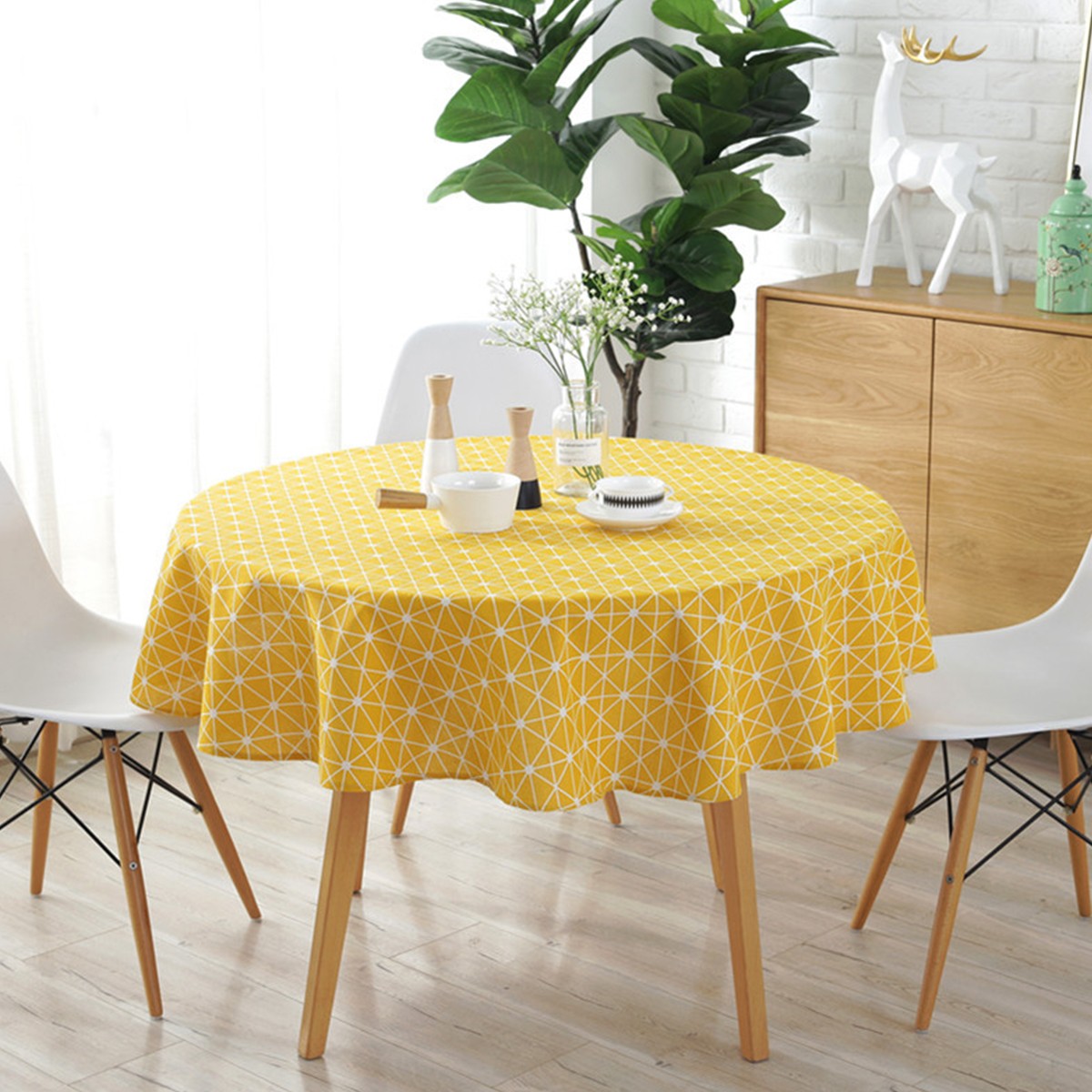 Round Tablecloth Washable Table Cloth Decorative Table Cover Indoor and Outdoor Holiday Home Christmas Party Picnic Dining Room