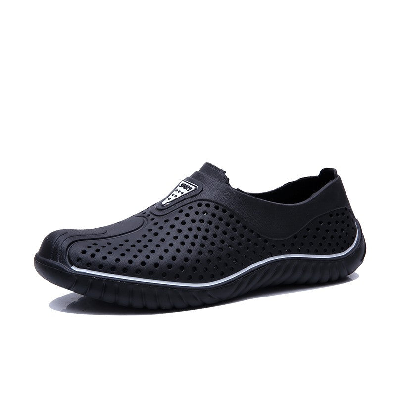 2025 Breathable Summer Men Slippers Outdoor Water Shoes Hollow Ultra Light Beach Shoes Casual Men Sandals Black Garden Shoes