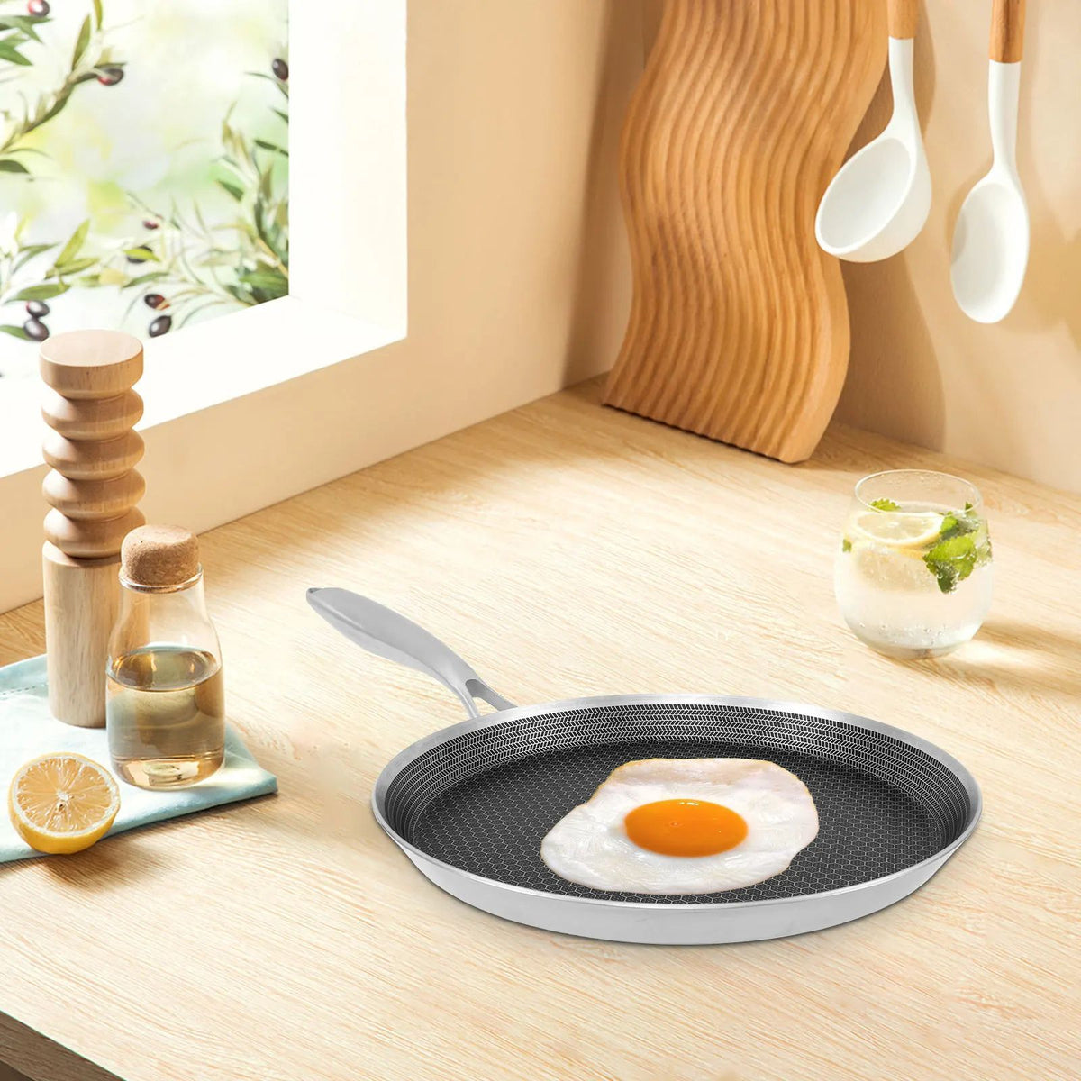 Crepe Pan Nonstick Honeycomb Dosa Pan Stainless Steel Ergonomic Handle Kitchen Pancake Pan Induction Compatible Tortilla Pan