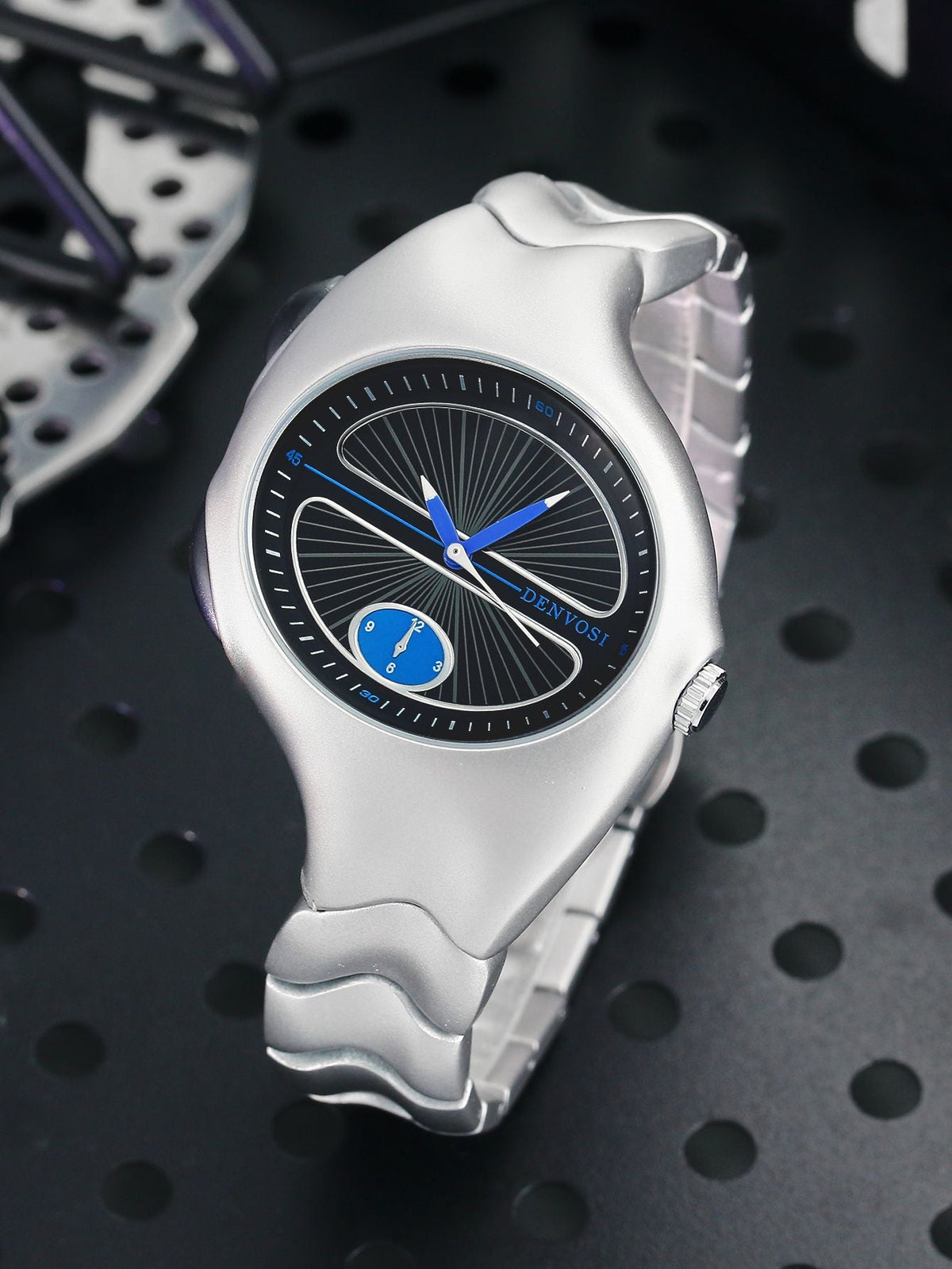Alien Twist Original Watch Distorted Y2K Watch Men quartz watch Fashion Trendy Retro Watch Sports Niche Personality Design