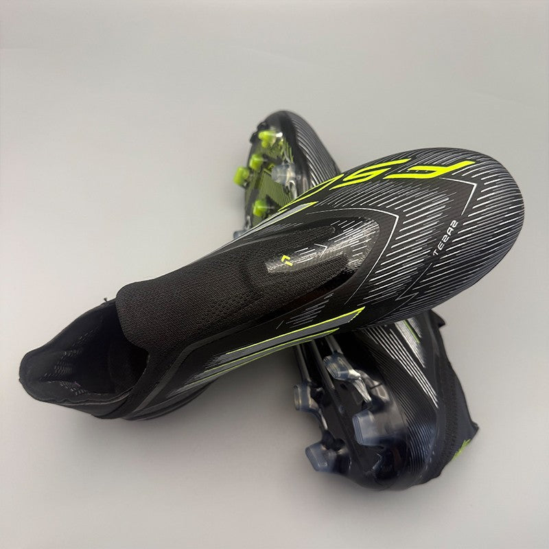 Football Field Boots Professional Non Slip Soccer Shoes Training Society Cleats Football Shoes SLIP-ON Laceless