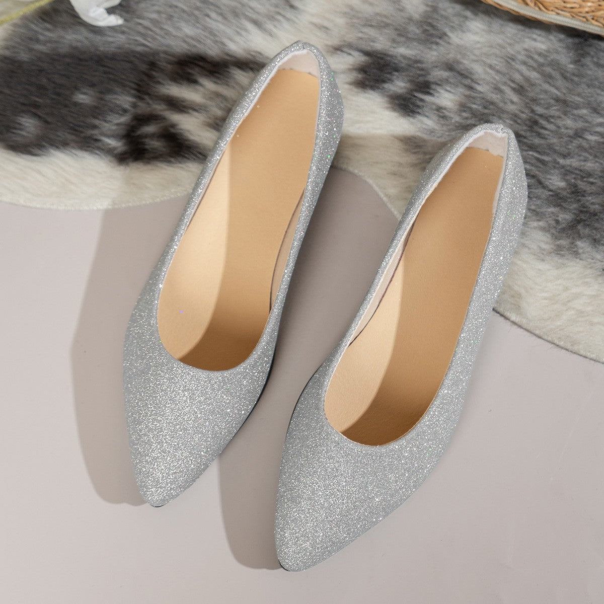 2024 Fashion Slip on Loafers Breathable Summer Ballet Shallow Flats Women Soft Bottom Pointed Toe Boat Shoes Plus Size 43