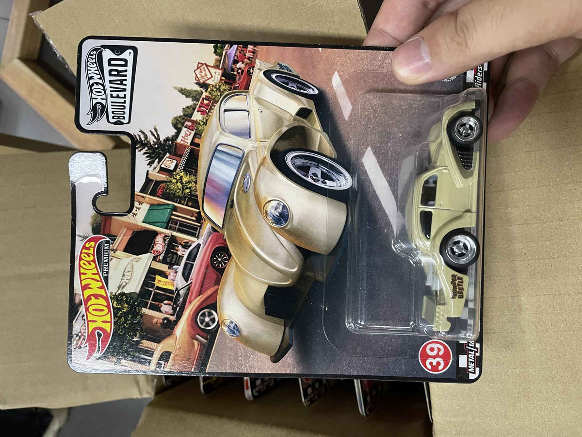 Hot Wheels Premium Boulevard Diecast Cars Datsun Toyota Meyers Ford Volkswagen Kafer Collectible 1:64Car Vehicle Alloy Model Toy