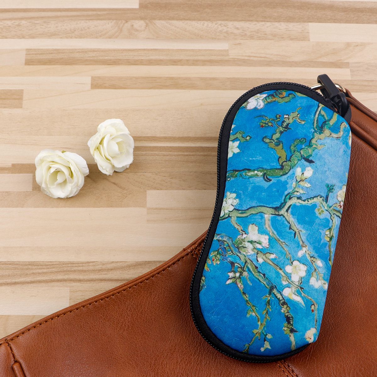 Vintage Van Gogh Sunglasses Box Glasses Soft Cloth Bags Glasses Case Women Zipper Sunglasses Bags Eyeglasses Case Eyewear Bag
