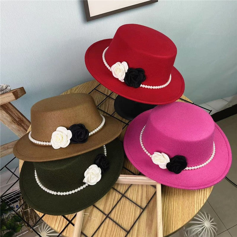 Women's Floral Chain Fedora High Fashion with Pearl Pins Bump Cap Black White Autumen Winter Ladies Fedoras Wide Brim Girl Hat