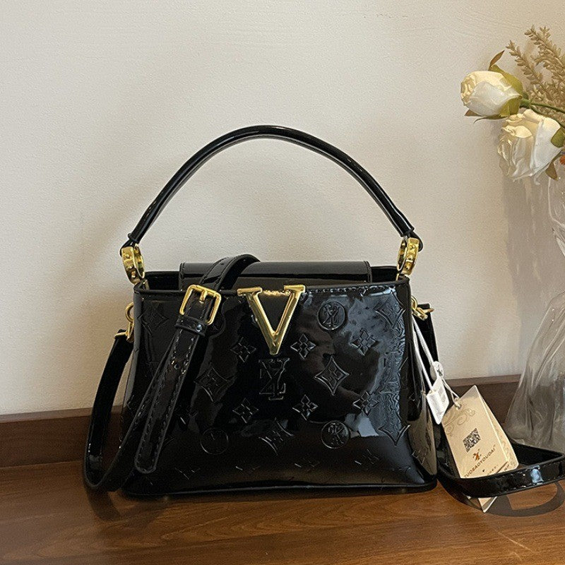 Luxury 2025 Patent Leather Bucket Bag for Women Large Capacity Tote Work Commuter Bag Chic Shoulder Crossbody Purse