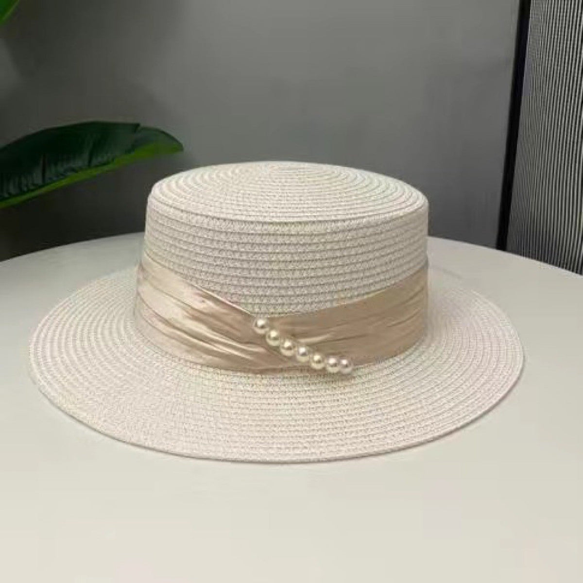 2024 Summer French Elegant Beach Straw Hats for Women Visor Fitted Hat Brim Jazz Travel Pearl Female Casual Panama Hat Suncap