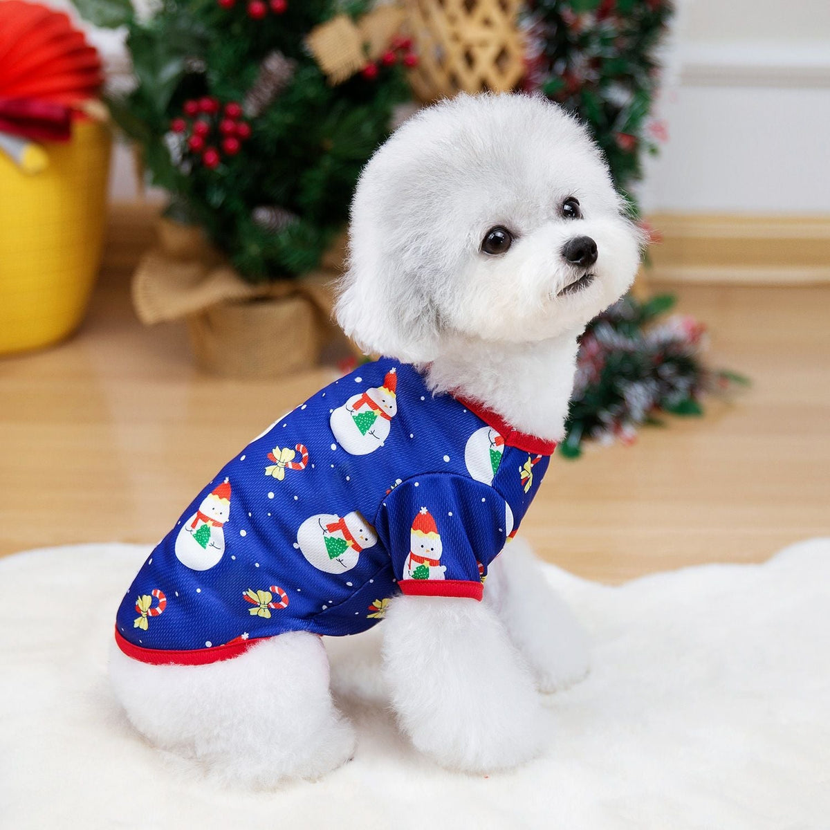 Puppy Dog Christmas Clothes Soft Cat Clothes T-shirt Cute Christmas Tree Pet Clothing for New Year Warm Clothes Costume Yorkies