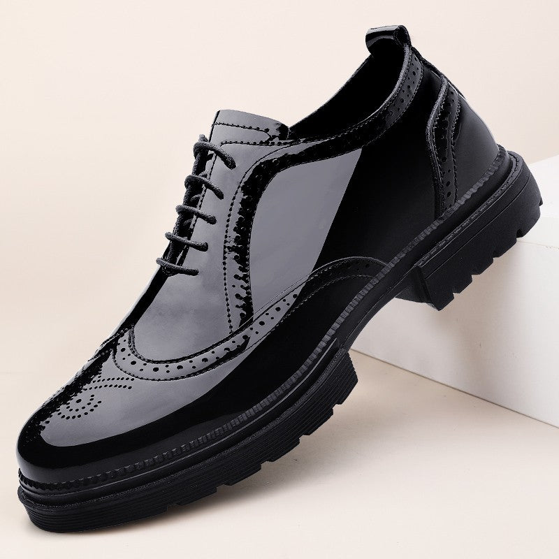 Male Brogue Shoes Thick Bottom Brand Mens Oxfords Shoes Men Patent Leather Fashion Smooth Coiffeur All-match Men's Wedding Shoes