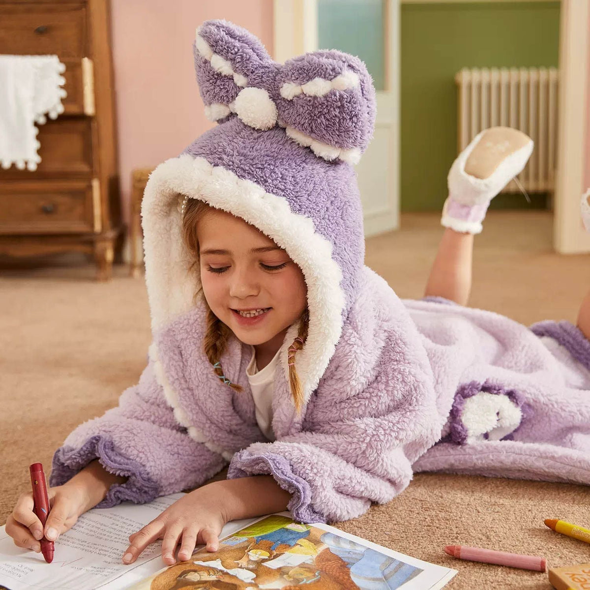 Disney Frozen Elsa Hooded Kids Bathrobes Princess Children's Nightgown Winter Thicken Flannel Girls Pajamas Coral Fleece Robe
