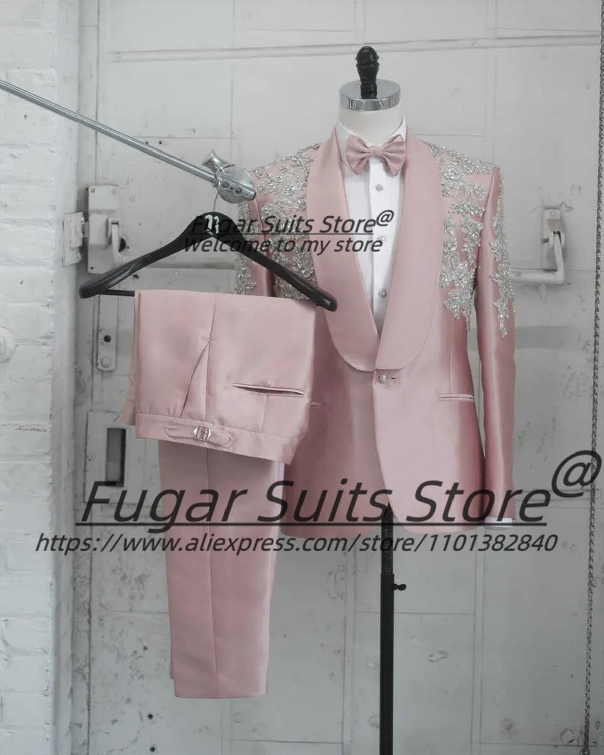 Fashion Pink Party Men Suits Customized Gorgeous Shiny Rhinestone Groom Wedding Tuxedos 2Pcs Sets Male Prom Blazers Ropa Hombre