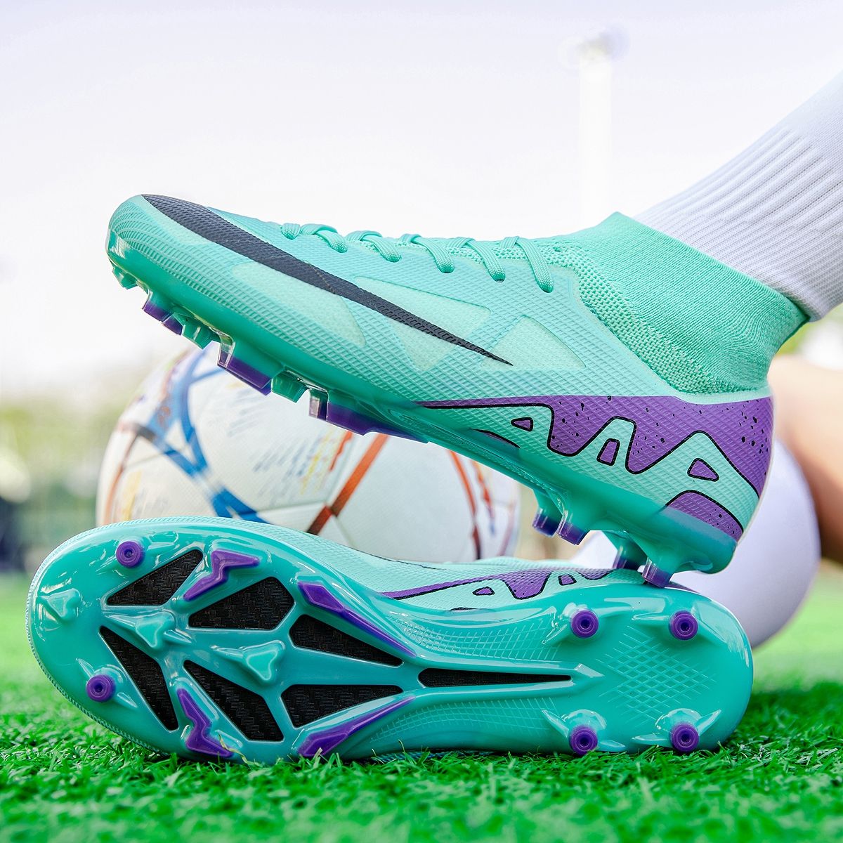 New Men High-top Football Boots Grass Cleats Non-Slip Soccer Shoes Futsal Sneakers High-quality Match Indoor Hot-selling Outdoor