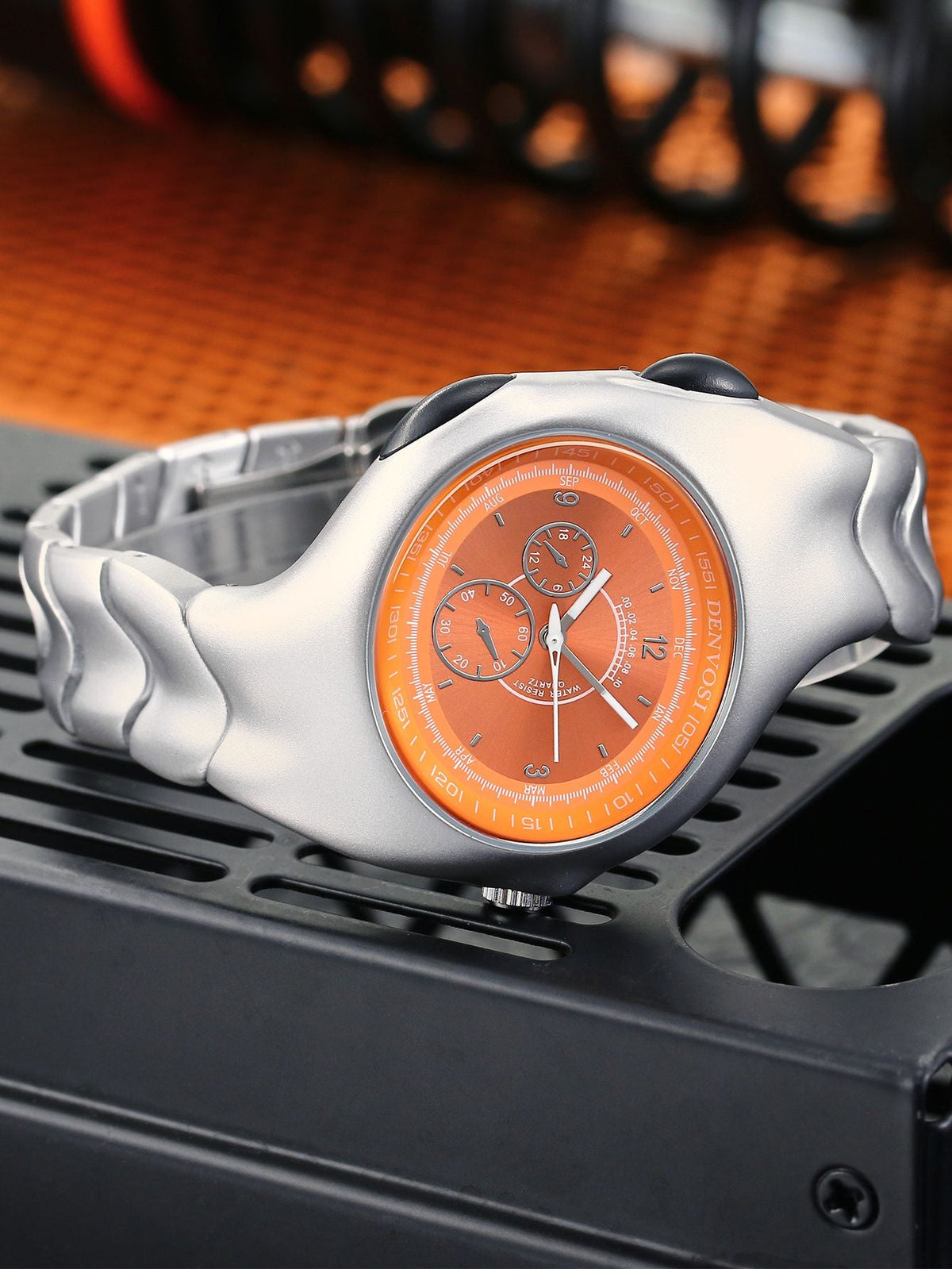 Alien Twist Original Watch Distorted Y2K Watch Men quartz watch Fashion Trendy Retro Watch Sports Niche Personality Design