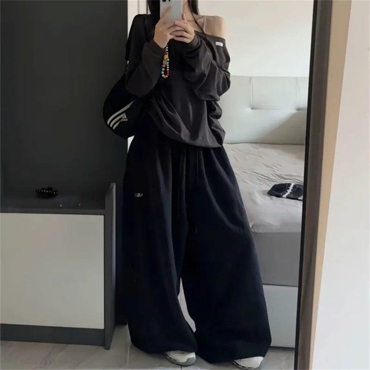 Oversize Woman Grey Black Sweatpants Y2K Korean Streetwear Loose Casual Jogger Pants High Waist All Match Drawstring Trousers