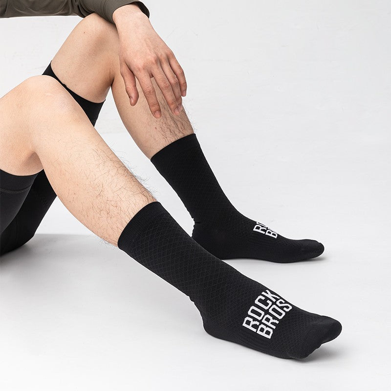 ROCKBROS Cycling Socks Soothing Sport Socks Shock Absorbing Bike Socks Breathable Fabric High Elastic Outdoor Socks A pair