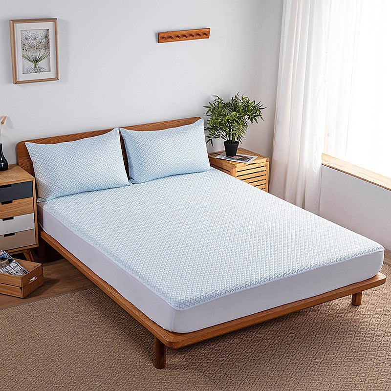 Ice Silk Cooling Fabric 3d Air Layer Waterproof Mattress Covers Fitted Sheets Thick Mattress Protector for Single Double King