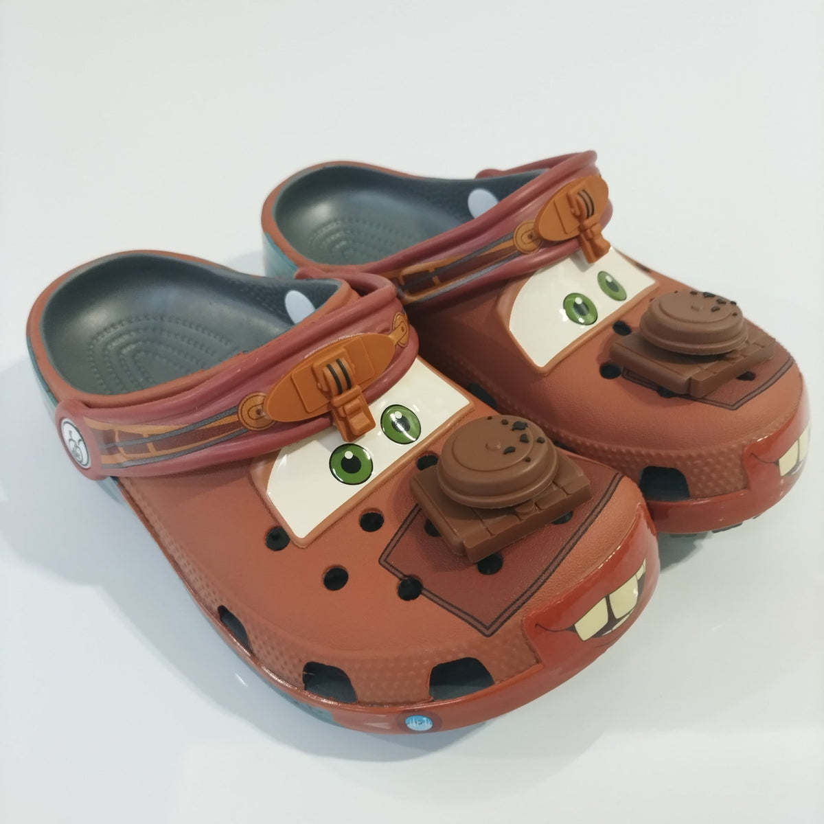Disney Mcqueens Pixar Cartoon Solid Waterproof Slippers Hole Sandals Outdoor Sand Sandals Casual Breathable EVA Adult Shoes Gift