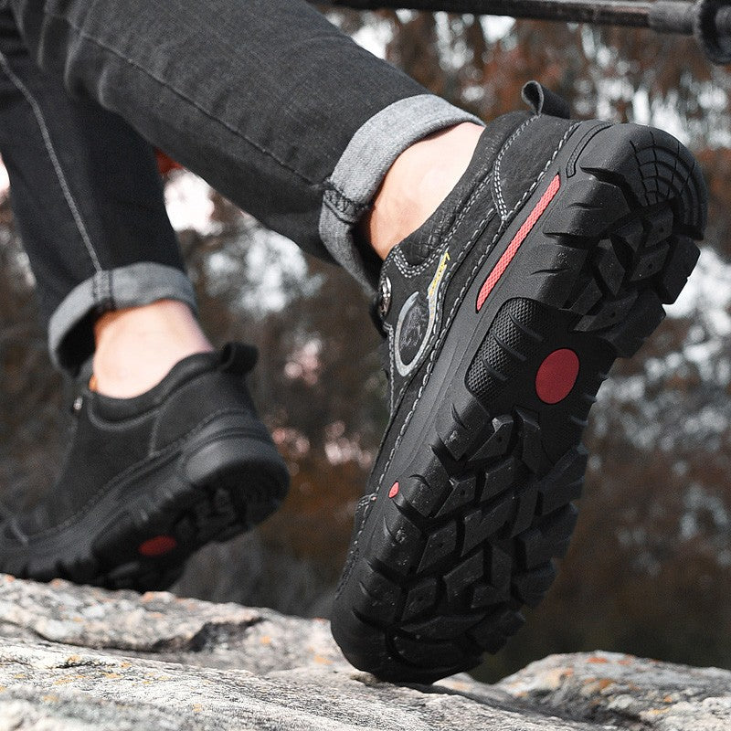 Outdoor Camping Hiking Shoes Men Genuine Leather Sports Sneakers Man Travel Casual Shoes Leisure Walking Climbing Men's Footwear