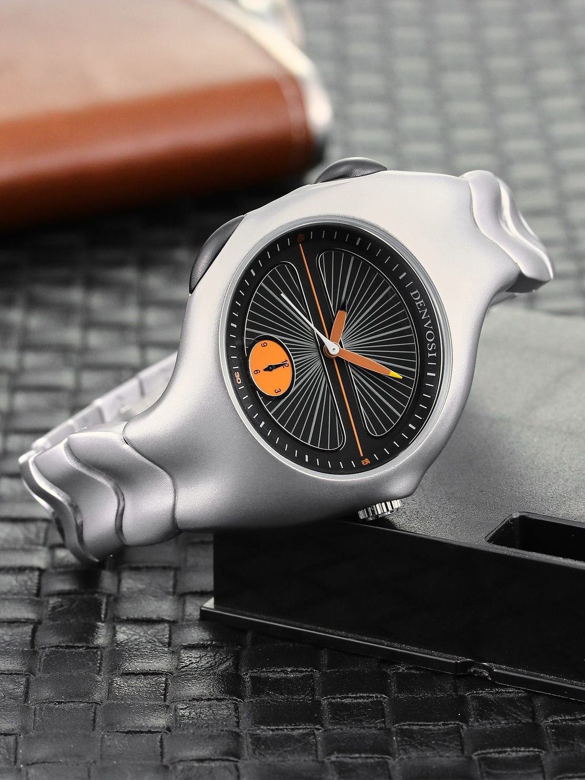 Alien Twist Original Watch Distorted Y2K Watch Men quartz watch Fashion Trendy Retro Watch Sports Niche Personality Design