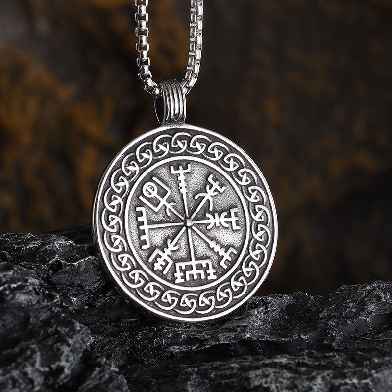 Rune Compass Necklace for Men Vintage High Quality Pendant Amulet Party Jewelry Gift