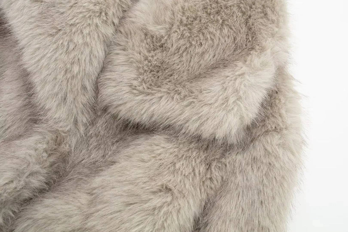 HH 2025 Vintage Women Cropped Faux Fur Jacket Long Sleeve Turn-Down Collar Female Plush Wool Coats Chic Lady Fur Outerwear