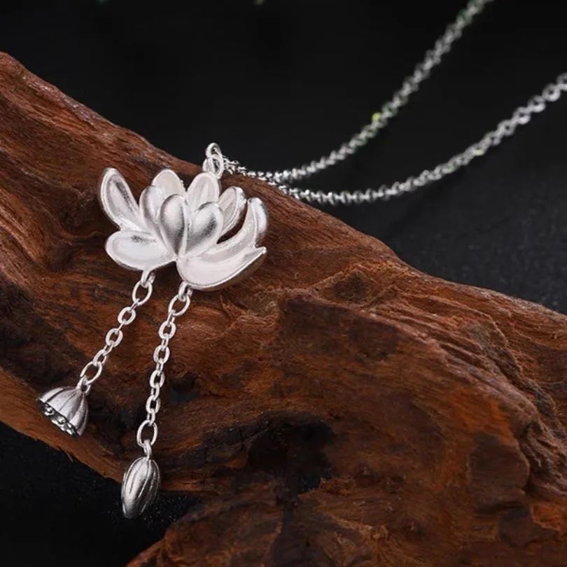 Lotus Tassel Necklace Women's New Popular Good Luck Lotus Pendant Chinese Style Elegant Flower Necklaces Jewelry Accessories
