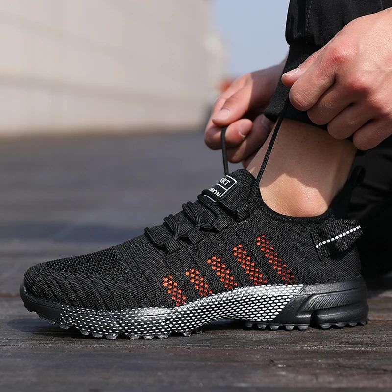 Men Casual Sneakers Mesh Lightweight Breathable Soft Soled Running Shoes Slip-on Male Flats Loafers Shoe Trainers Zapatos Hombre