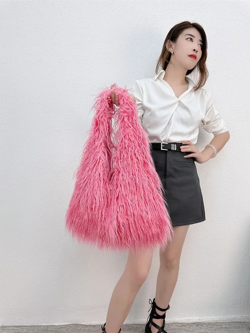 2025 NEW Wool Women's Plush Shoulder Bags Y2k Hot Girls Faux Fur Drawstring Bucket Bag Fashion Female Furry Purse Tote Handbags