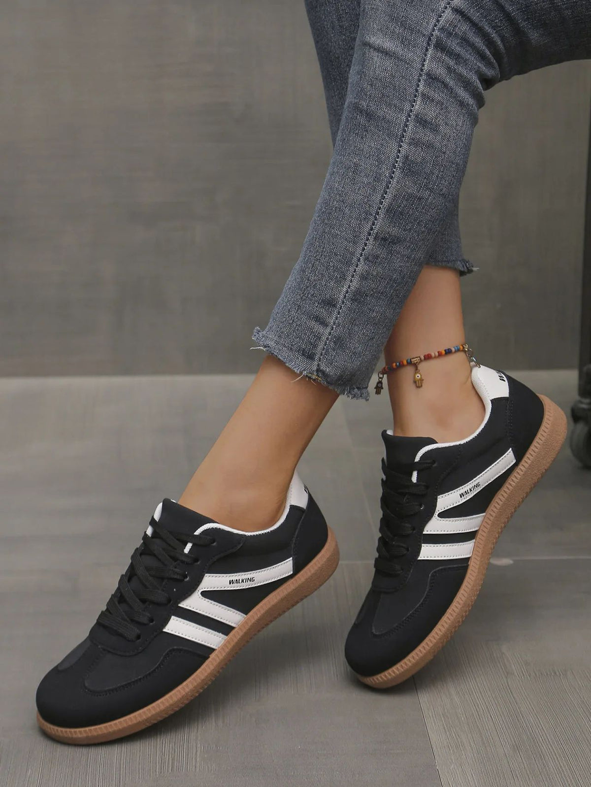 Mix Color Women's Autumn Sneakers Fashion Splicing Flat Heel Vulcanized Shoes Female Lace-Up Non-Slip Pu Leather Casual Shoes