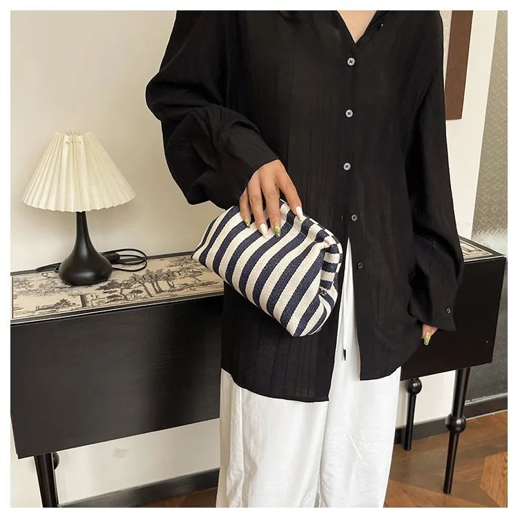 Casual Colorblock Bag Ladies Ruched Cloud Purse Summer Woven Crochet Purses for Women Beach Clutch Handbags 2025 Dumpling Hobo
