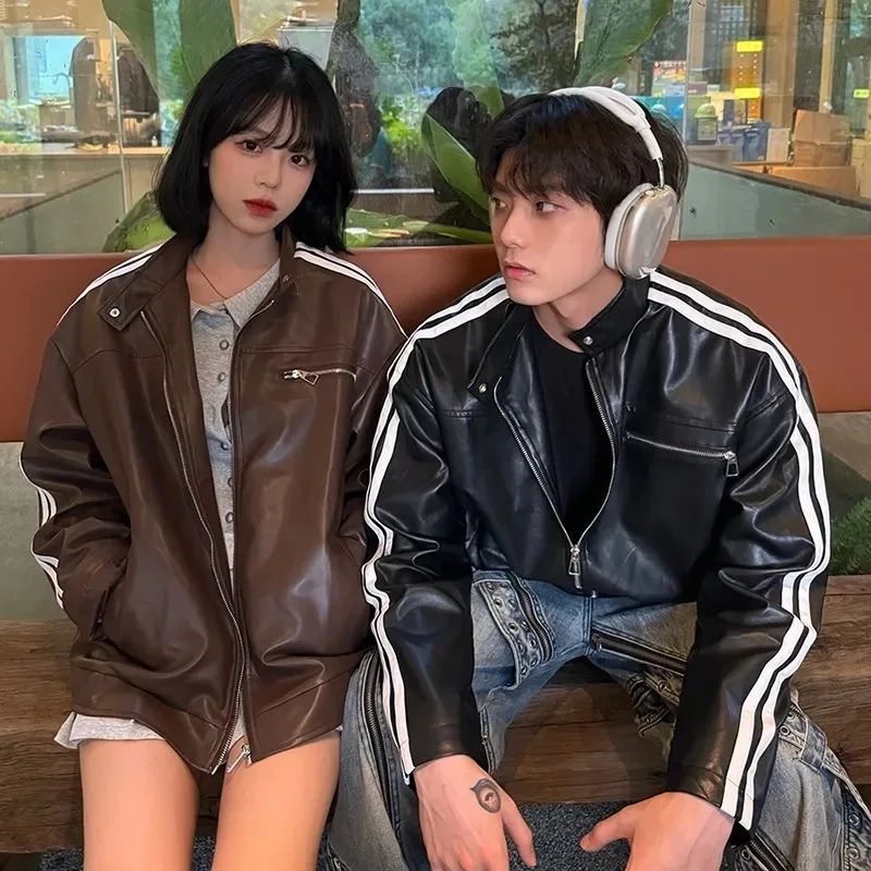 Retro Leather Jacket Men Women American Patchwork Strip Racing Outerwear Loose Hip Hop Zippers Brown PU Coat Streetwear Spring