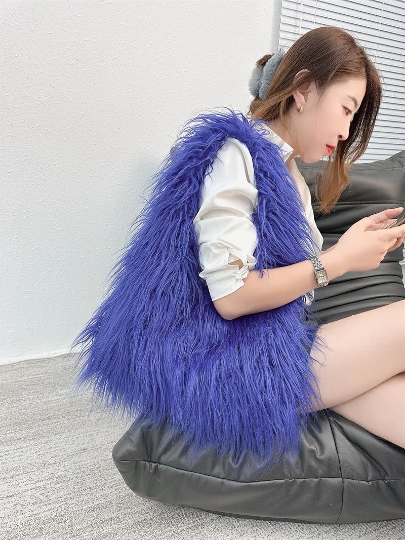 2025 NEW Wool Women's Plush Shoulder Bags Y2k Hot Girls Faux Fur Drawstring Bucket Bag Fashion Female Furry Purse Tote Handbags