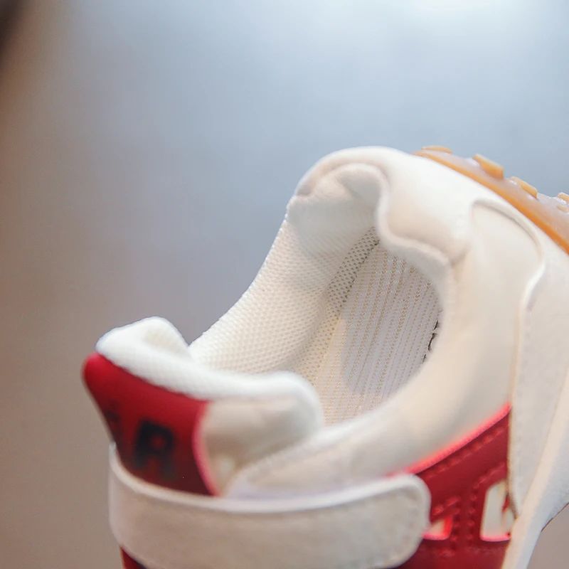 Children's Basketball Shoes Spring Autumn Versatile Running Shoes for Kids Boys Fashion Causal Girls School Sports Sneakers