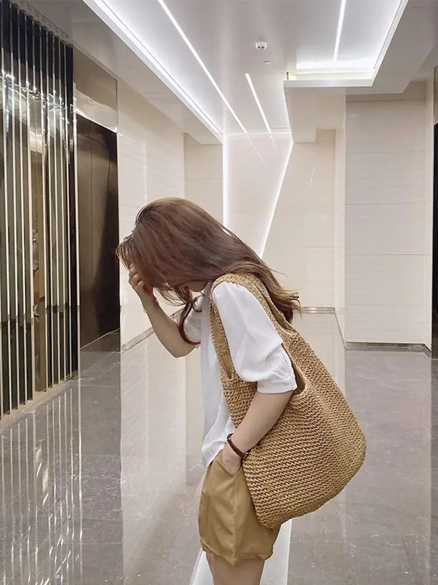 Fashion Straw Women Shoulder Bags Paper Woven Female Handbags Large Capacity Summer Beach Straw Bags Casual Tote Purses