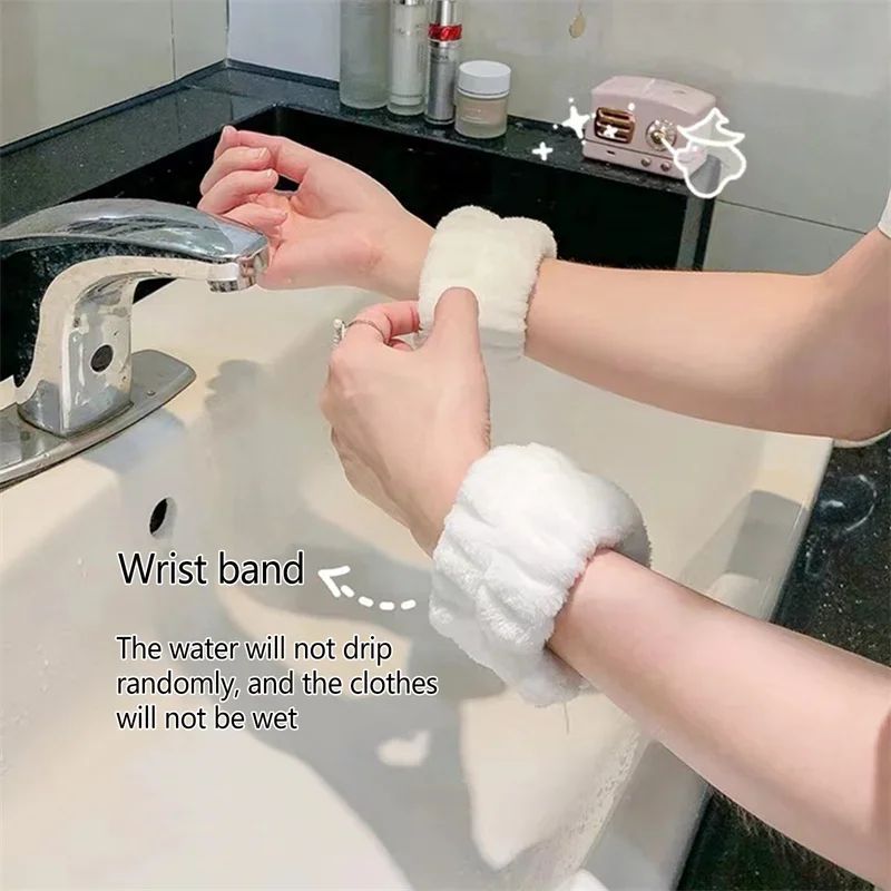 Wrist Washing Belt Soft Cotton Towel Face Wash Absorbent and Moisture-proof Hand Towel Wrist Wash with Coral Fleece Splash Proof