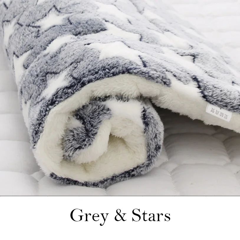 Pet Mat Thickened Autumn/Winter Warm Kennel Cat/dog Blanket Non-slip Seat Mat Soft Flannel Cotton Mat for Small and Large Dogs