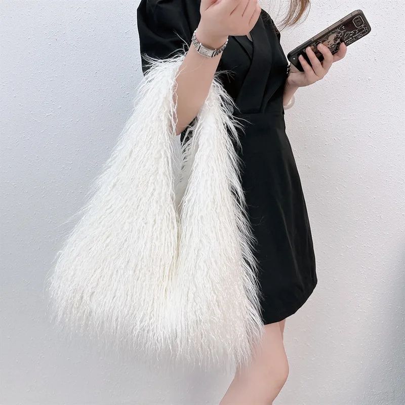 2025 NEW Wool Women's Plush Shoulder Bags Y2k Hot Girls Faux Fur Drawstring Bucket Bag Fashion Female Furry Purse Tote Handbags
