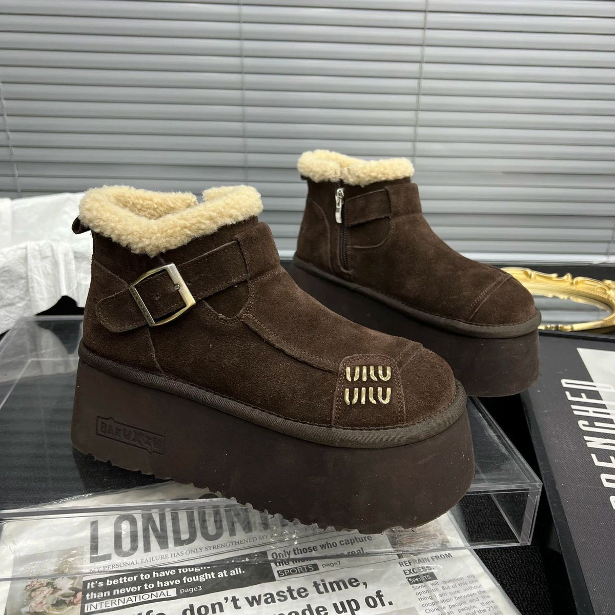 2024 New Fur Platform Women Ankle Boots Flats Suede Warm Shoes Woman Trend Designer Brand Short Plush Cozy Femme Snow Botas