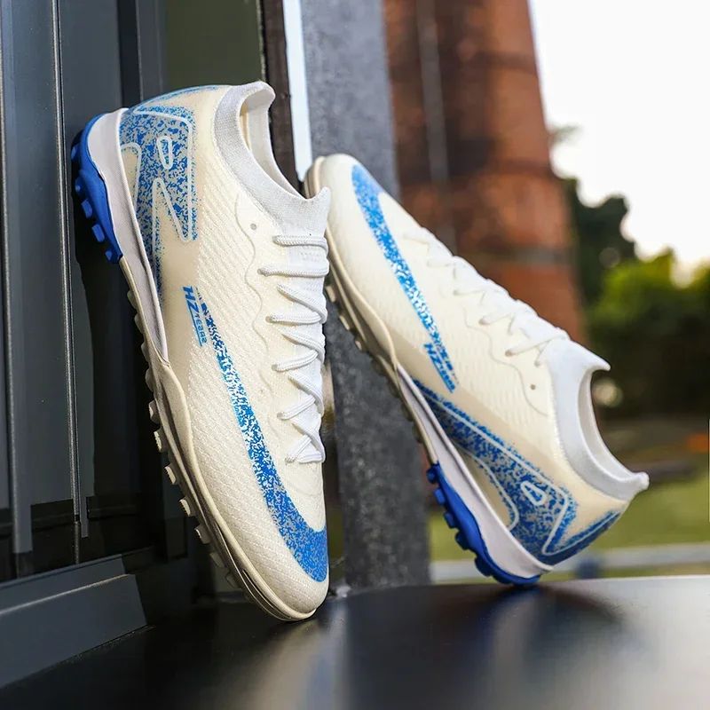 New Men Football Boots Match Ultralight Grass Cleats Soccer Shoes Sneakers Indoor Breathable Long Spikes Training Drop Shipping