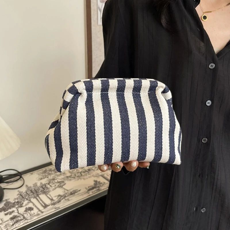 Casual Colorblock Bag Ladies Ruched Cloud Purse Summer Woven Crochet Purses for Women Beach Clutch Handbags 2025 Dumpling Hobo