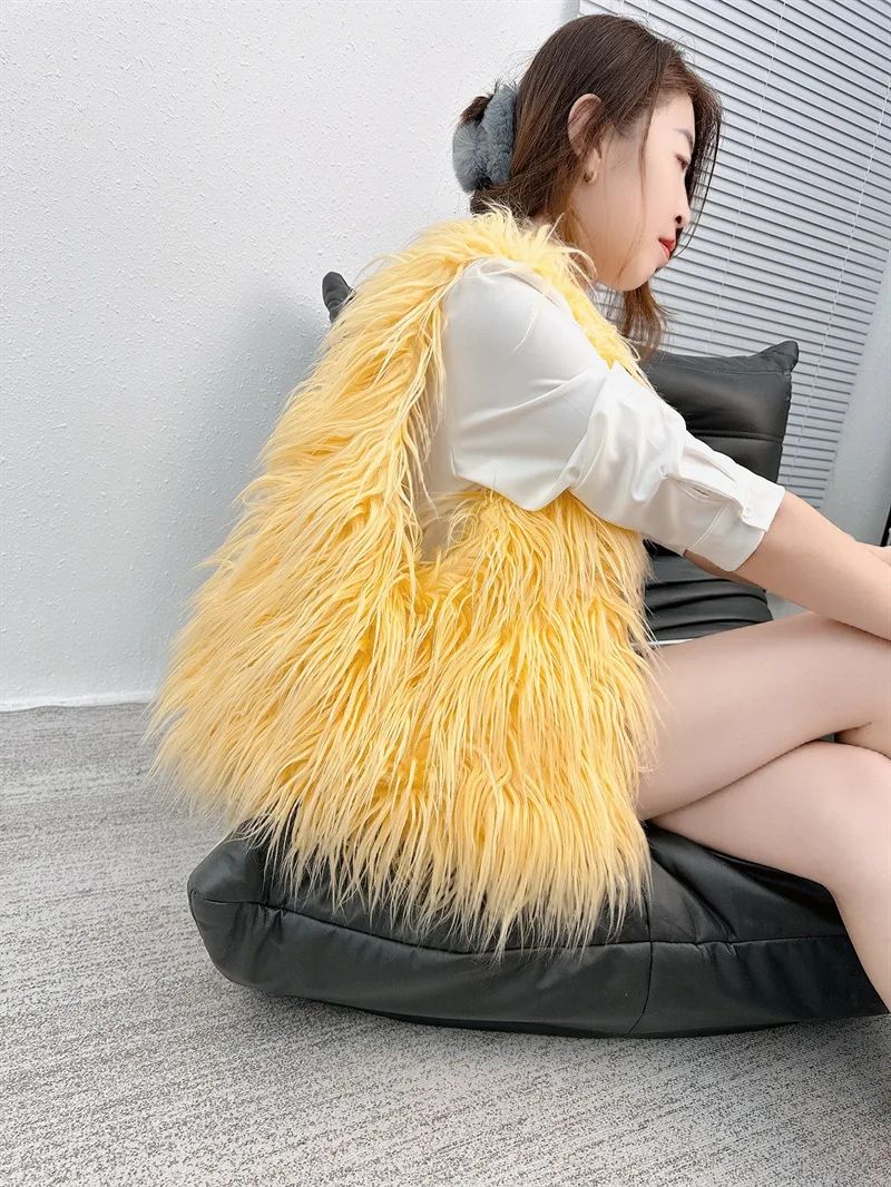 2025 NEW Wool Women's Plush Shoulder Bags Y2k Hot Girls Faux Fur Drawstring Bucket Bag Fashion Female Furry Purse Tote Handbags