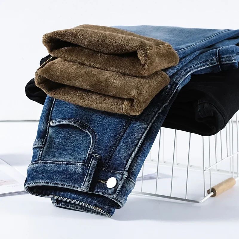 Winter Thickened Women's Mink Velvet Jeans Loose Straight Warm Soft Fleece Fashion Elastic High Waist Female Pants Black Blue