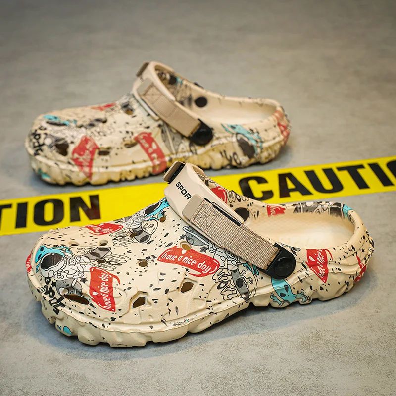Men Shoes Slippers Men Garden Flat Sandals Platform Sandals Man Summer Sandals 2025 Male Sneakers Outdoor Flip Flops Home Clogs