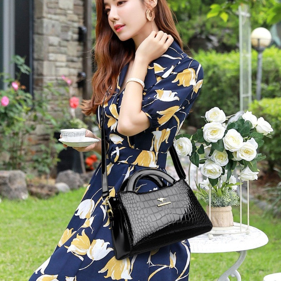 KAIDIFEINIROO Kangaroo Brand Alligator Pu Leather Shoulder Crossbody Bag Clutch Hand Bags for Mother Small Women Handbags New