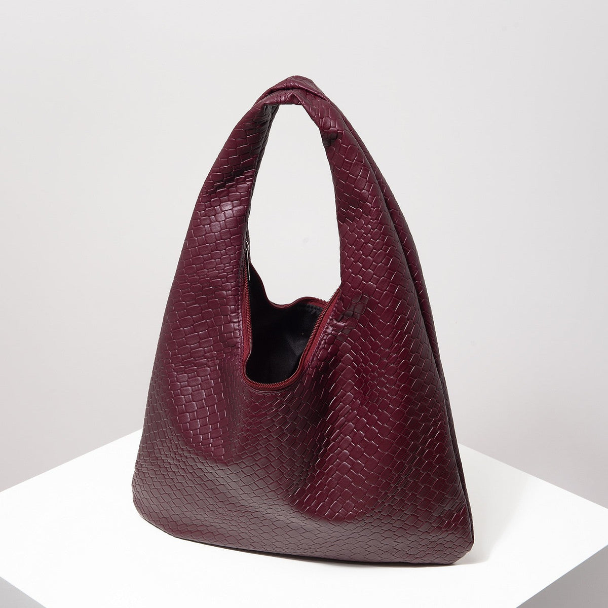 Vintage Faux Woven Leather Shoulder Bag, Women's Handbag, Large Capacity Tote Bag, Crescent Bag, Zipper Underarm Bag, Daily Commuter Bag (Random Pattern)
