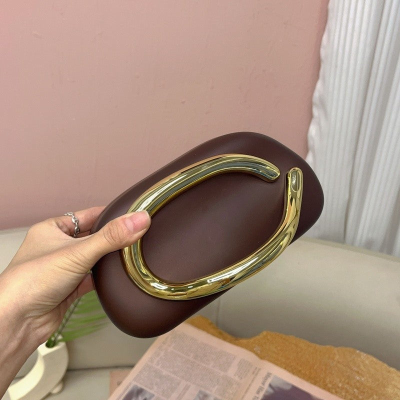 Brand Z Clutch Bag Metal Handle Design Luxury Evening Lipstick Bag Round Box Chain Bag Elegant Woman Shoulder Messenger Bags