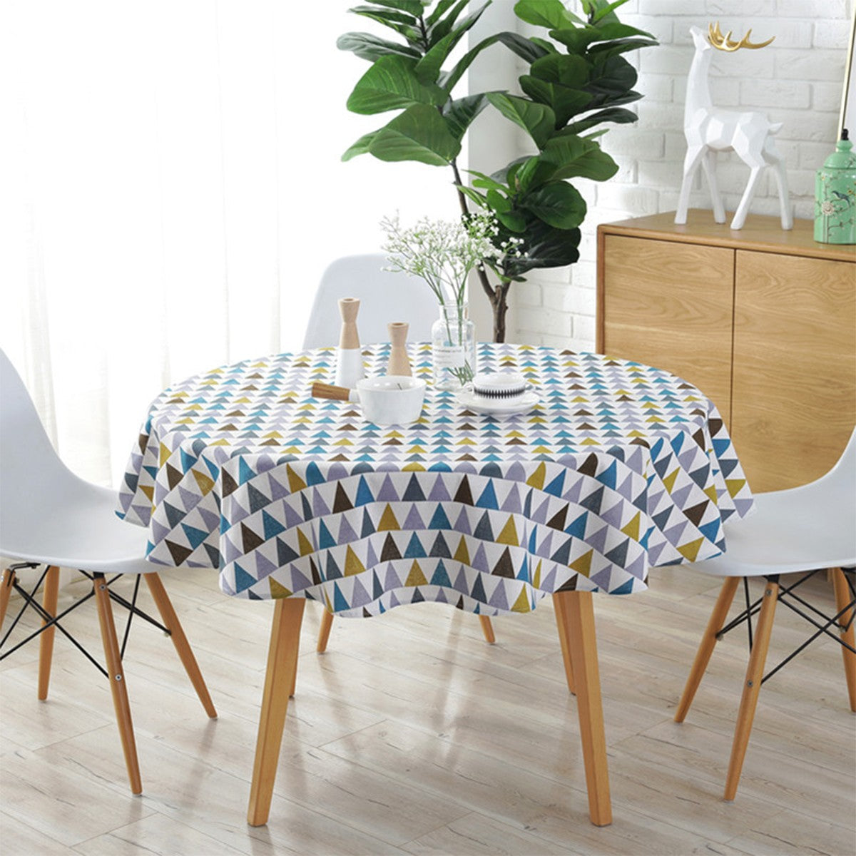 Round Tablecloth Washable Table Cloth Decorative Table Cover Indoor and Outdoor Holiday Home Christmas Party Picnic Dining Room