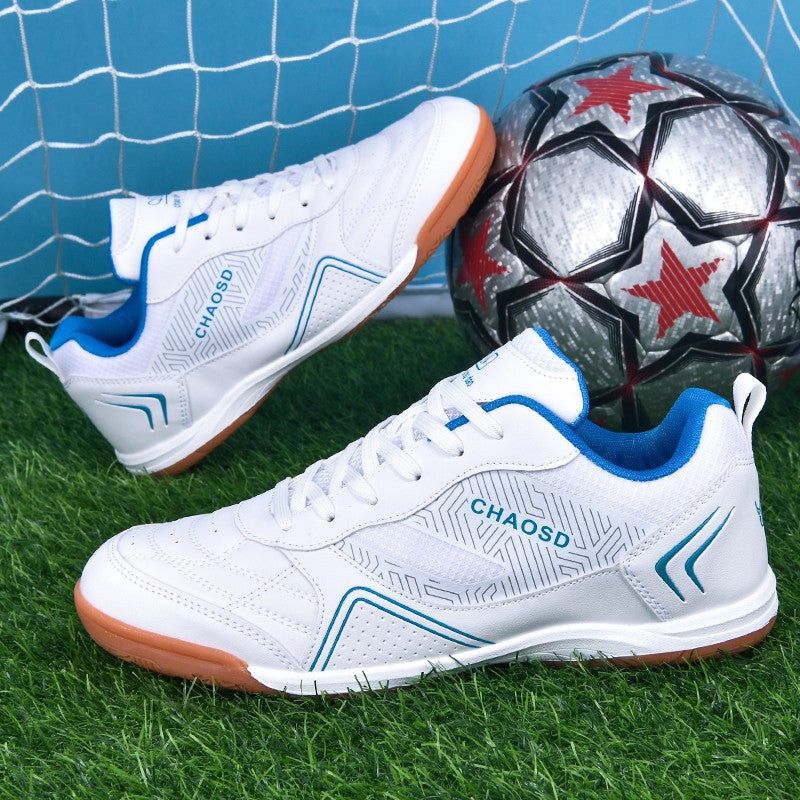 Men Professional Soccer Cleats Anti-Slippery Futsal Training Cleats Wear Resistant Ultralight Outdoor Indoor Unisex Sneakers