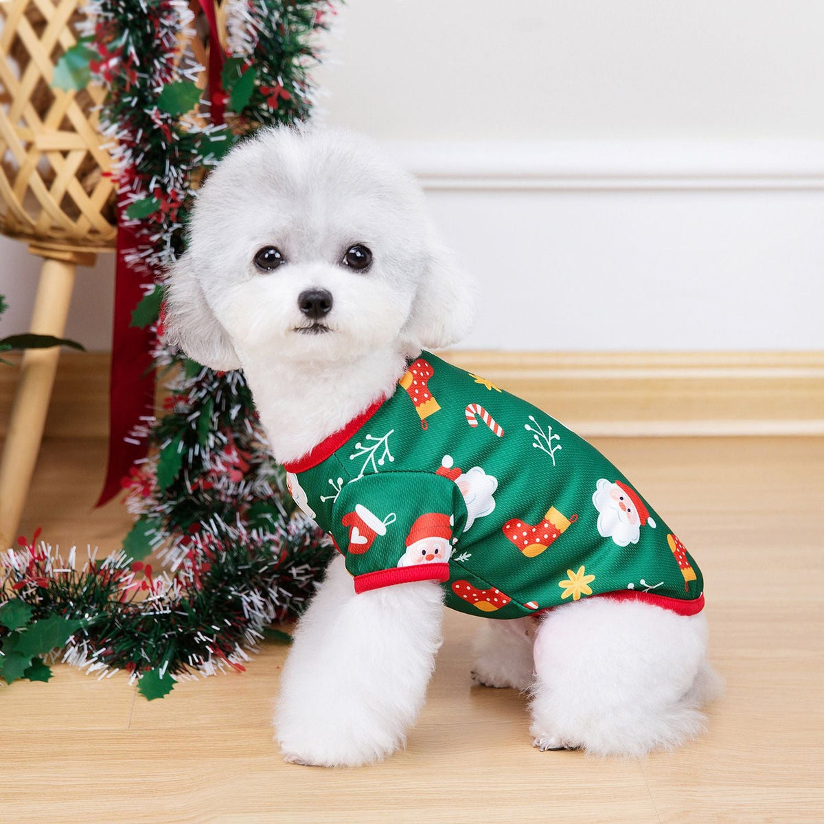 Puppy Dog Christmas Clothes Soft Cat Clothes T-shirt Cute Christmas Tree Pet Clothing for New Year Warm Clothes Costume Yorkies